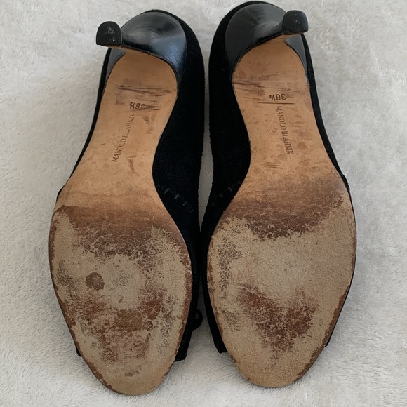 Manolo Blahnik black suede open toe pumps - Picture 9 of 17